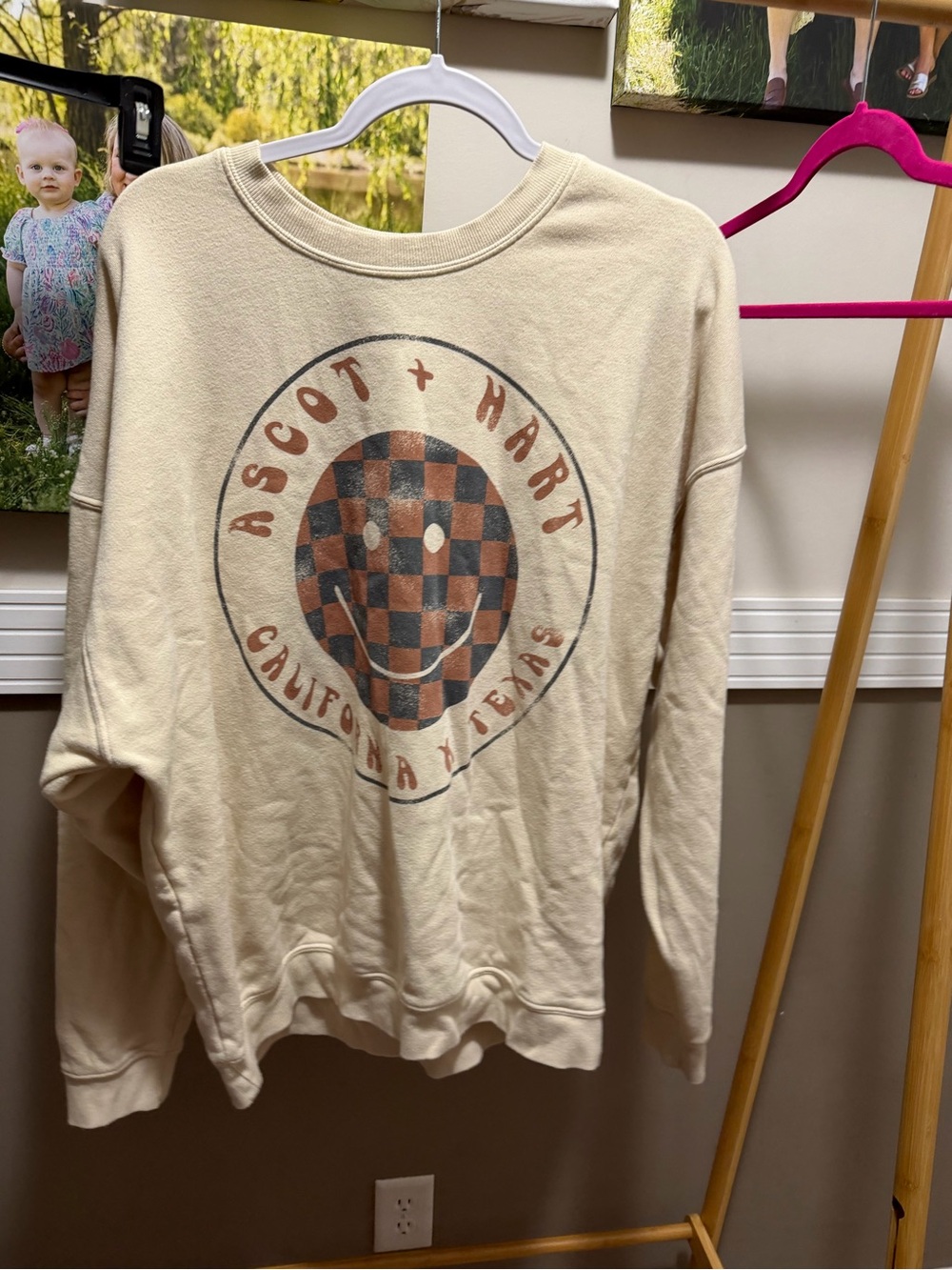 Ascot + Hart Women's Cream Crewneck Sweatshirt
